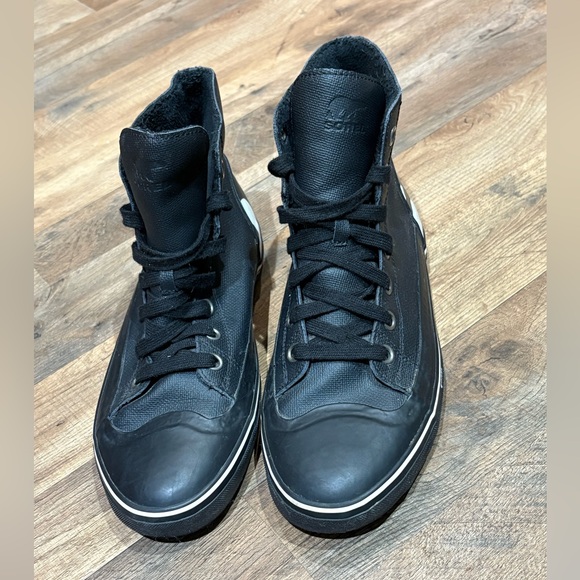 Men's black Sorel Cheyanne Metro Hi waterproof shoes - Picture 2 of 8